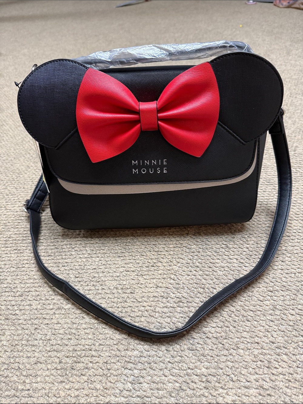BNWT Loungefly Minnie Mouse Crossbody